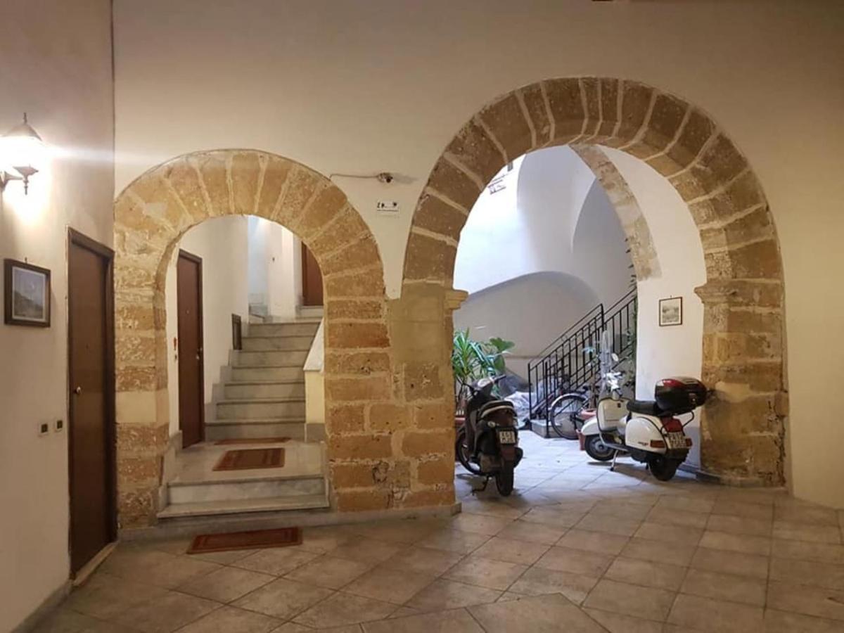 La Casetta Di Sara Palermo Buitenkant foto