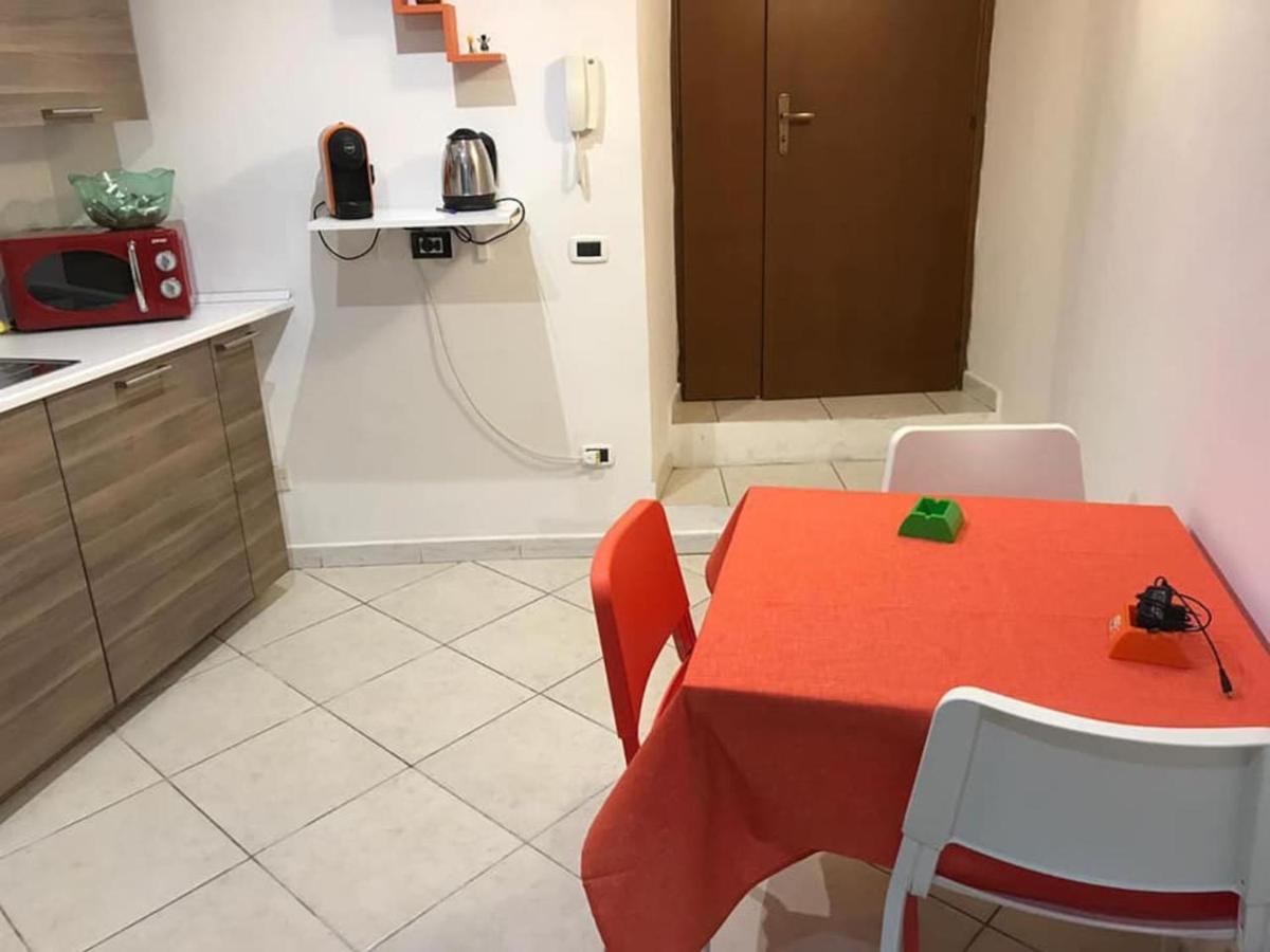 La Casetta Di Sara Palermo Buitenkant foto